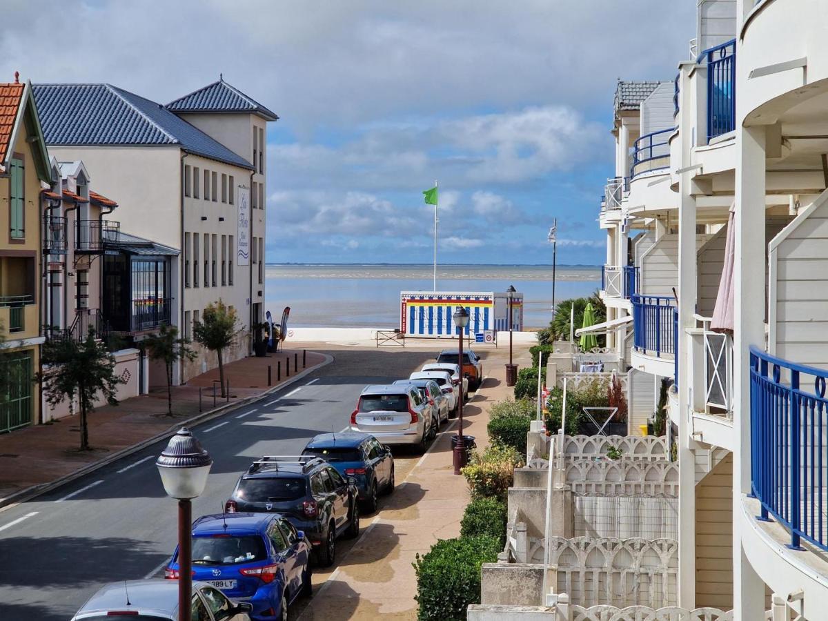Chatelaillon-Plage Centre-Ville: Apt 4 Pers, Balcon, Parking, Piscine, Wifi - Fr-1-706-21 Exteriör bild